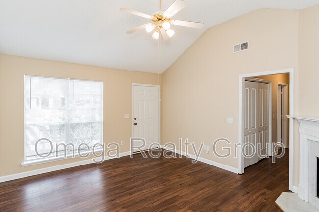 Foto del edificio - 212 Meriweather Ln