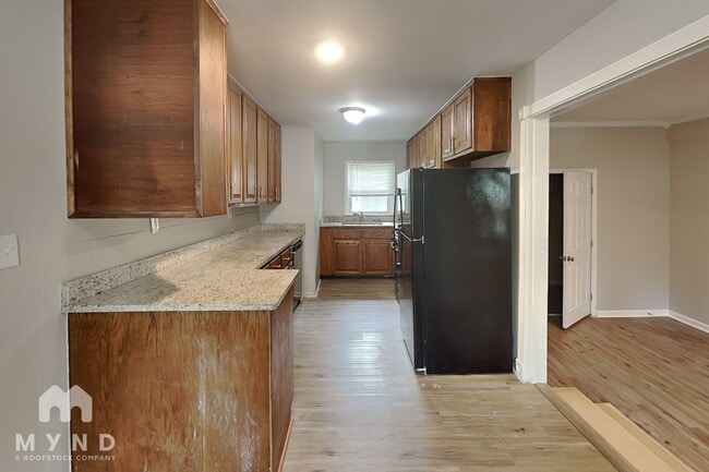 Building Photo - 6345 Oakview Ln