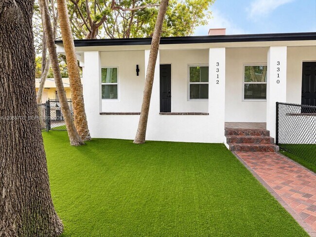 Foto del edificio - 3312 SW 1st Ave
