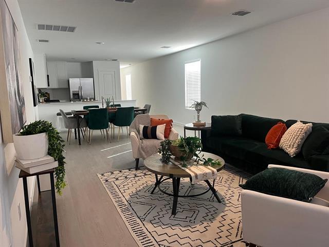 Foto del edificio - 2036 Sulky Ln