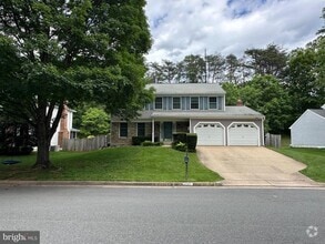 Building Photo - 14807 Statler Dr