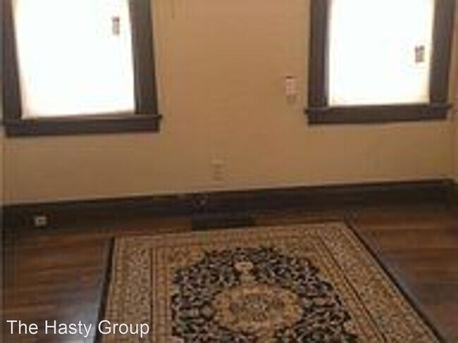 Building Photo - 5 br, 2 bath House - 321 Lawn Ave