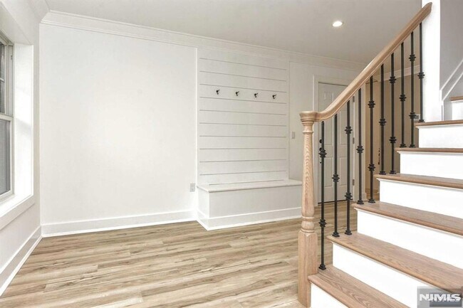 Foto del edificio - 234 Rivervale Rd