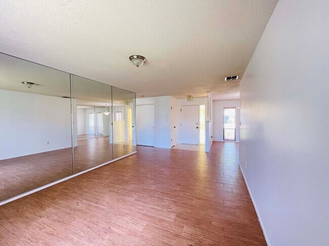 Foto del edificio - 428 Breakwater Dr