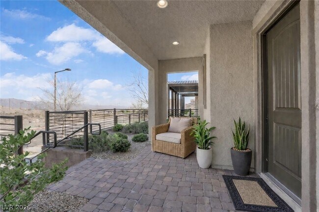 Foto del edificio - 11680 Hamilton Lk Ave