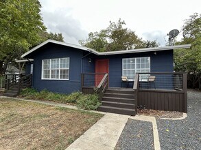 Building Photo - 162 Willow Ave