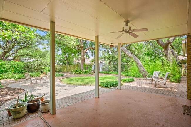 Foto del edificio - 11604 Windermere Meadows