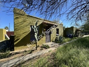 Building Photo - 1211 N Jones Blvd