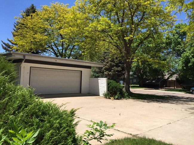 Building Photo - 1219 Kirkwood Dr