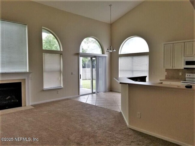Building Photo - 1804 Sea Pines Ln