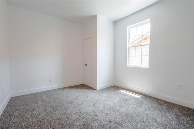 Foto del edificio - 335 N Marsalis Ave