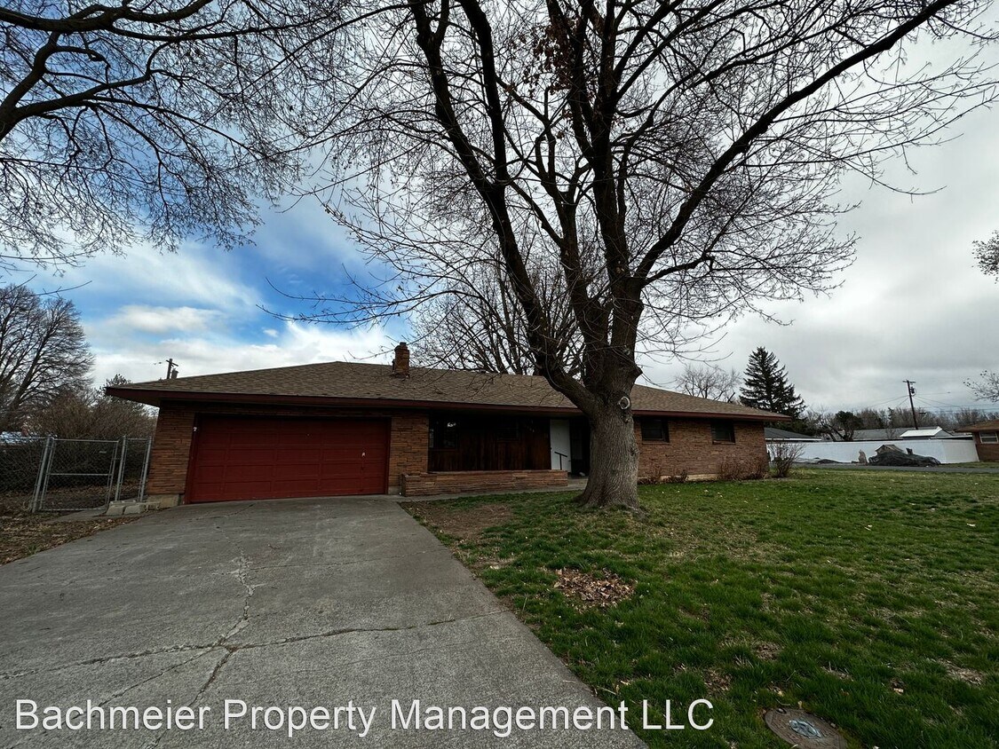 3 br, 1.5 bath House 1564 SW 41st St House Rental in Pendleton, OR