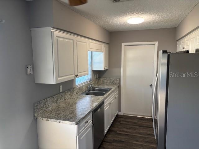 Building Photo - 13233 Grand Terrace Dr
