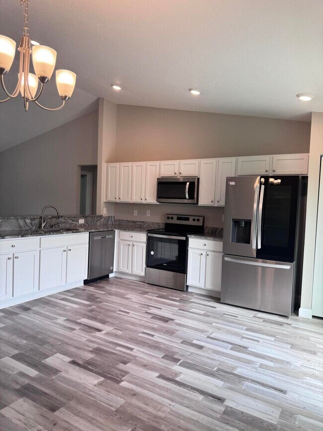 Foto del edificio - 12849 SW 73rd Ave Rd