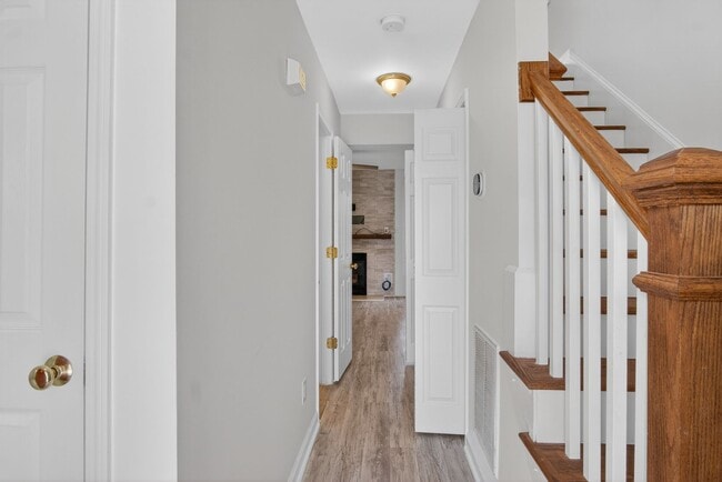 Building Photo - 4921 Windproof Way