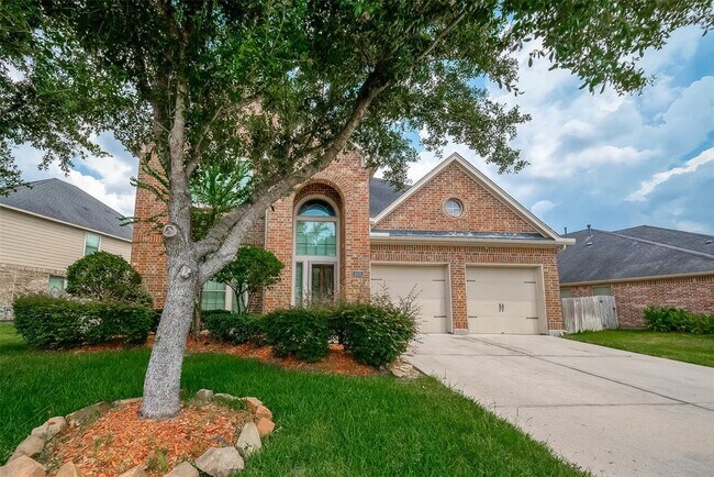 Foto del edificio - 16010 Juniper Shores Dr