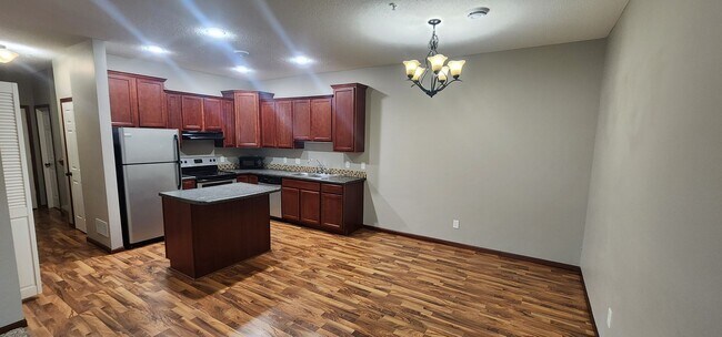 Foto del edificio - 5782 Overlook Ln
