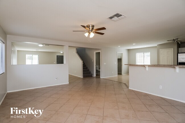 Building Photo - 2374 E Meadow Chase Dr