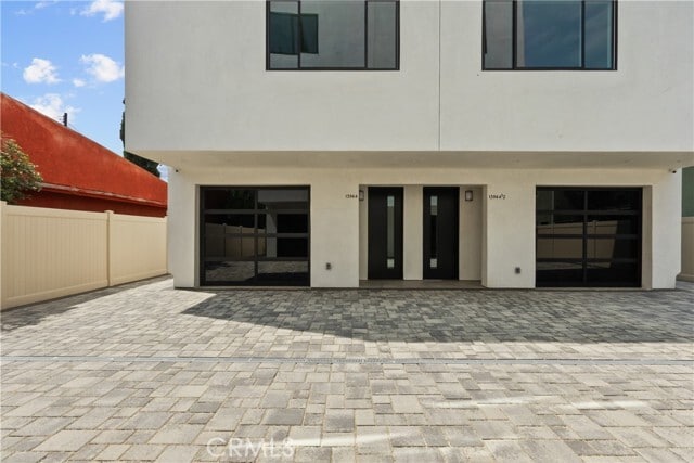 Foto del edificio - 13944 Vanowen St