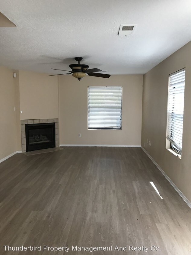 Foto principal - 6505 La Habra Ln NE