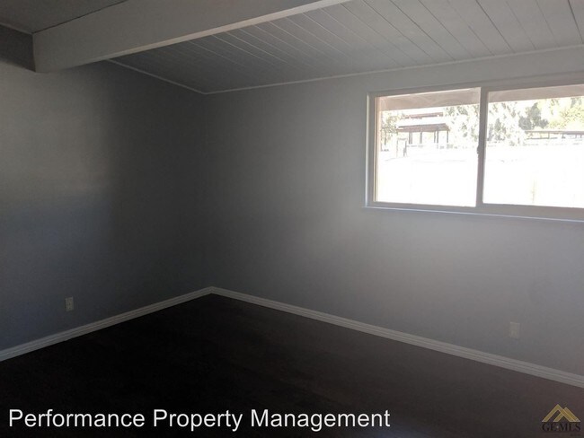 Foto del edificio - 3 br, 1 bath House - 208 N. Stine Rd.