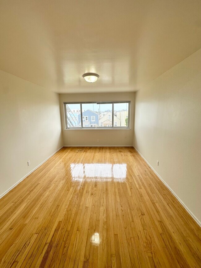 Foto del edificio - 560 26th Ave