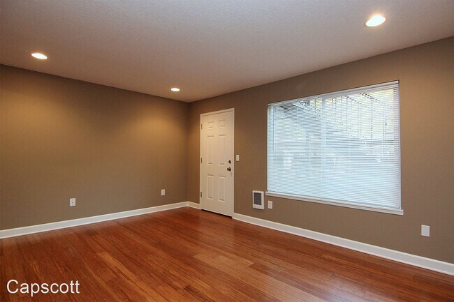 Foto del edificio - 7350 SW Barbur Blvd