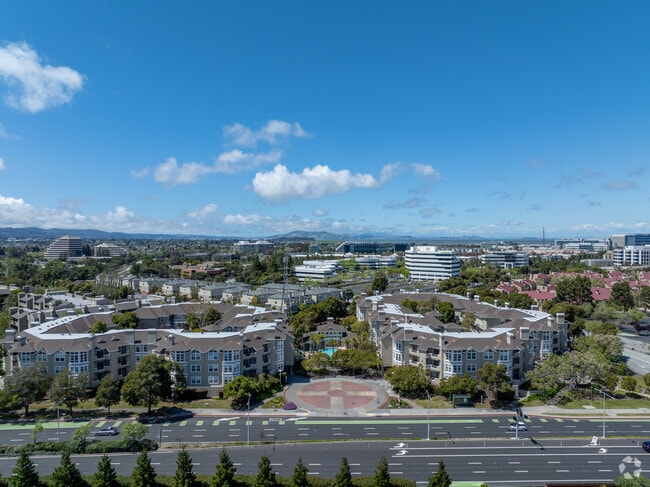 Building Photo - Meridian Bay