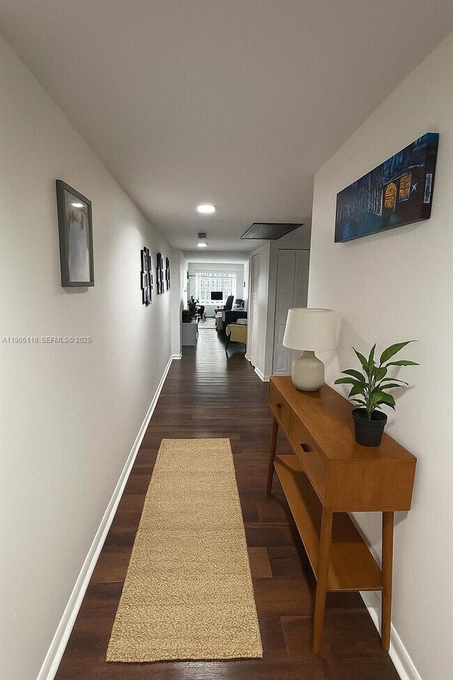 Foto del edificio - 500 SW 130th Terrace