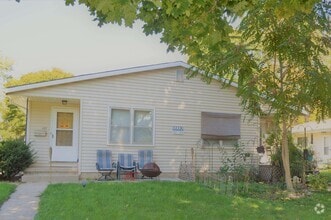Building Photo - 107 14th St