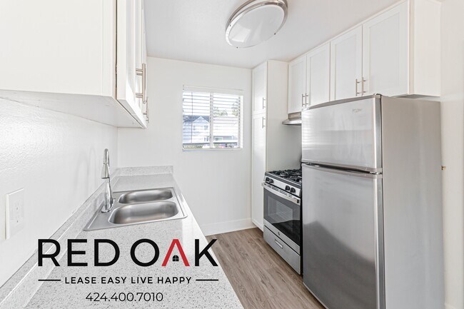 Building Photo - 13325 Heacock St