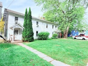 Building Photo - 215 Old Rte 22