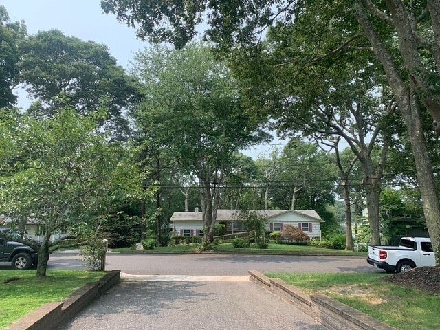 Building Photo - 10 Mill Pond Ln