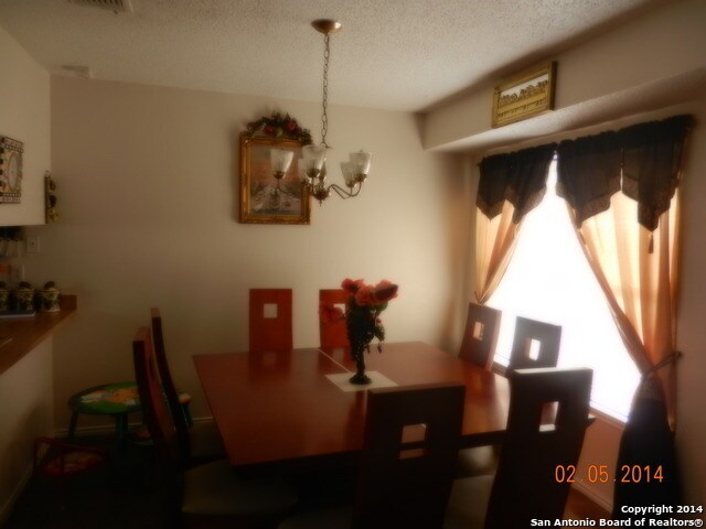Foto del edificio - 237 Saddlebrook