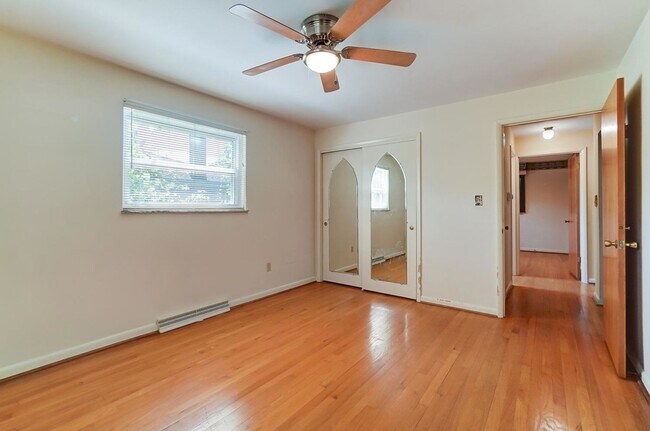 Building Photo - GREEN TWP - Meticulous 3 Bed Brick Ranch 1.5 bath, 1 Car Garage