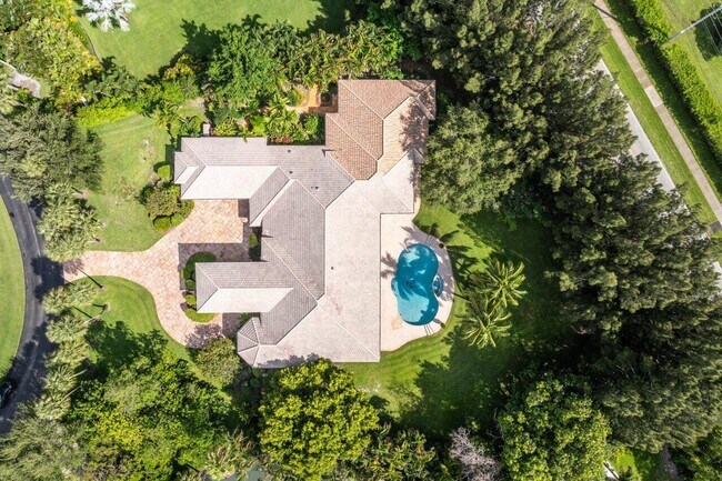 Foto del edificio - 16164 Bridlewood Cir