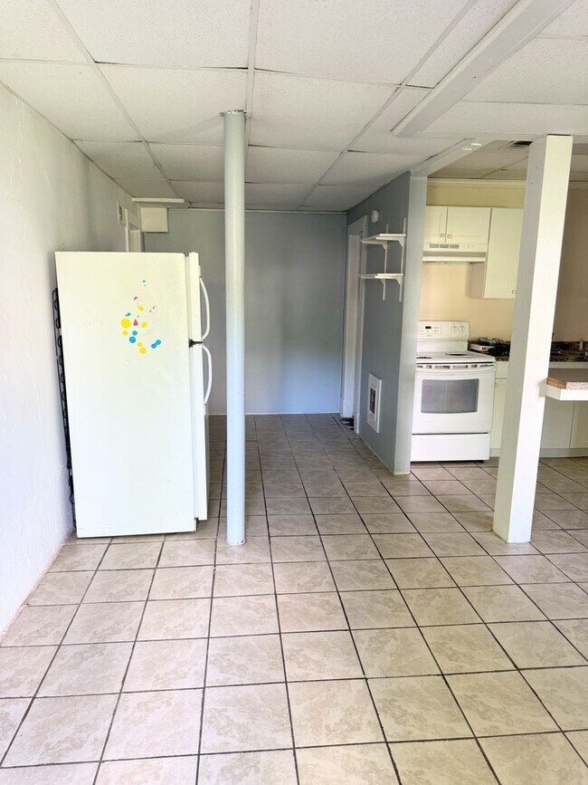 Foto del edificio - 4301 Tremont St