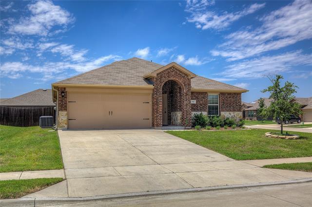 Foto principal - 702 Saddle Oak Ln