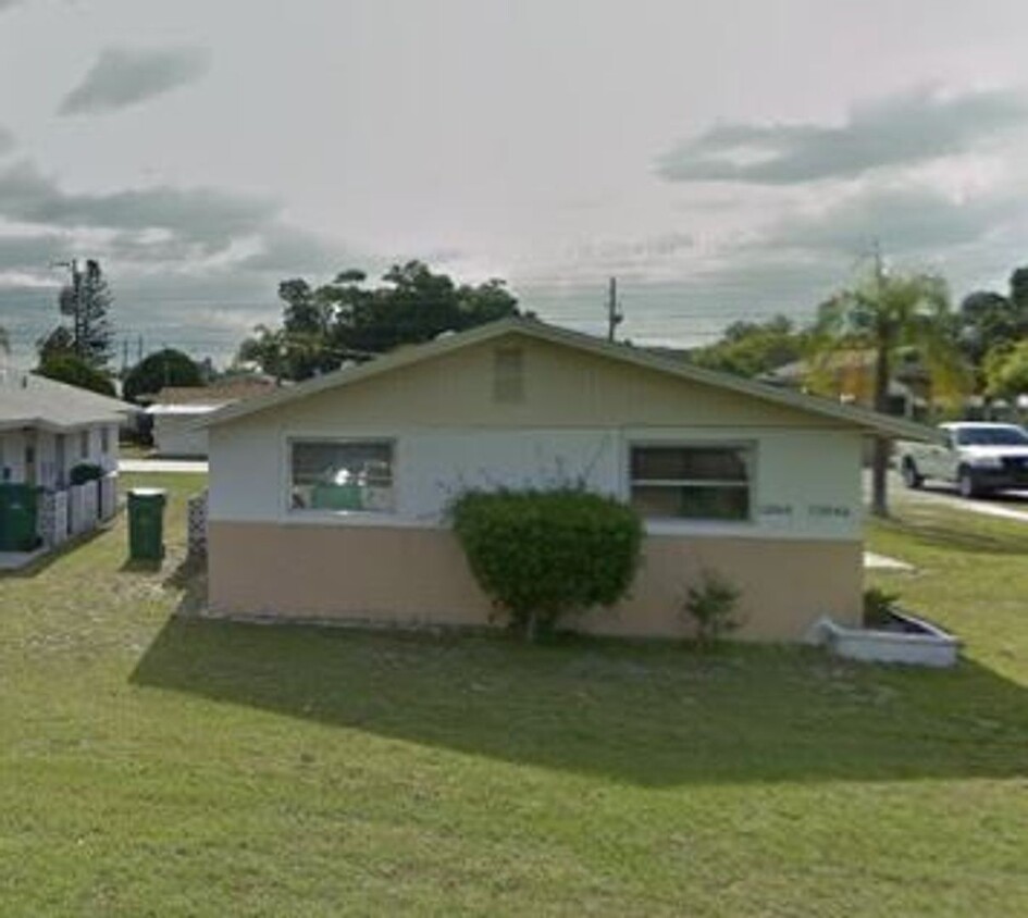 Foto del edificio - 2 bedroom 2 bath Duplex