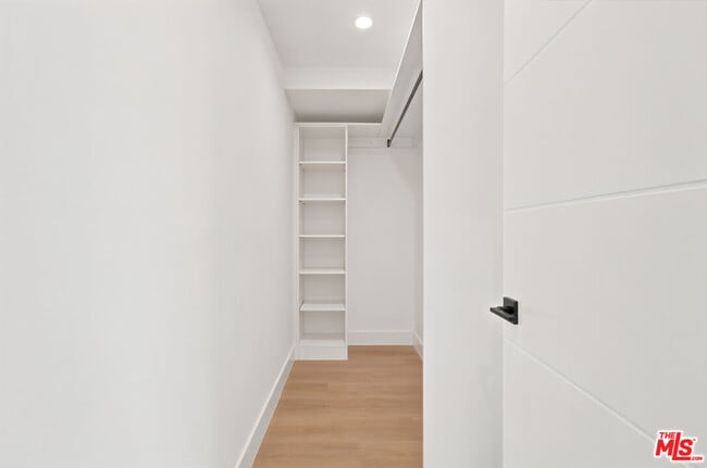 Building Photo - 1159 N Formosa Ave