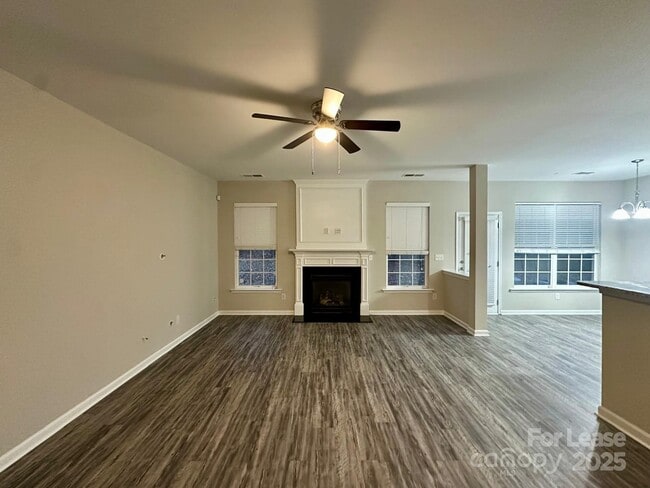 Foto del edificio - 4427 Eglinton Toll Ct