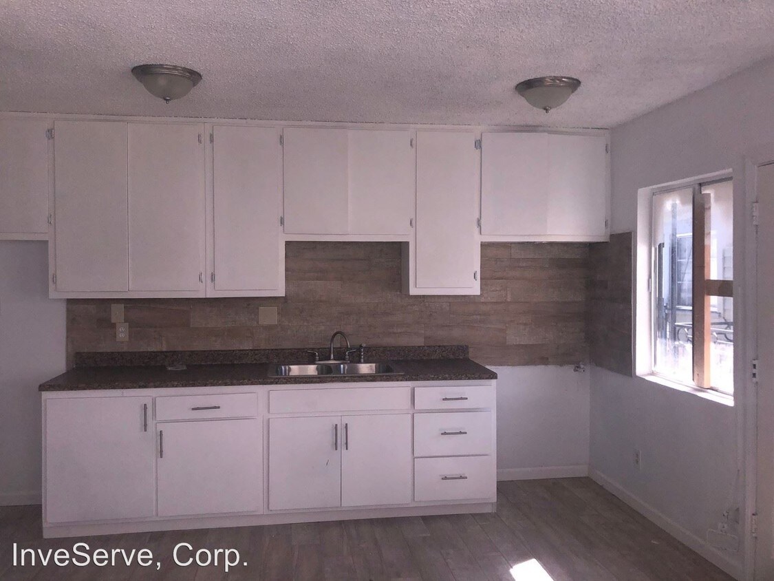 Foto principal - 1 br, 1 bath Apartment - 1189 VERNON AVE.