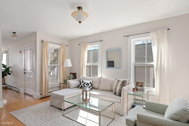 Building Photo - 2 br, 2 bath Condo - 92 Salem St