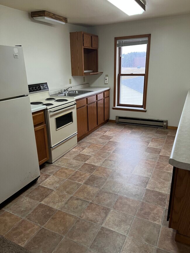 1822 Vine St, Eau Claire, WI 54703 Townhome Rentals in Eau Claire WI