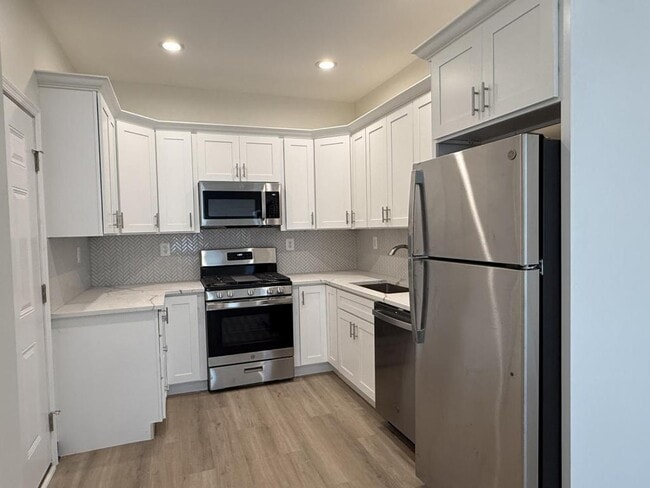 Building Photo - 2078 Druid Park Dr