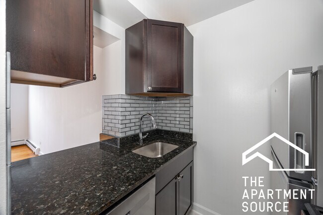 Foto del edificio - 6830 N Sheridan Rd