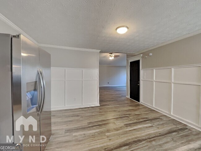 Foto del edificio - 5801 Meadowview Rd