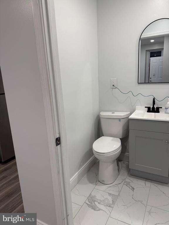 Building Photo - 703 W Huntingdon St