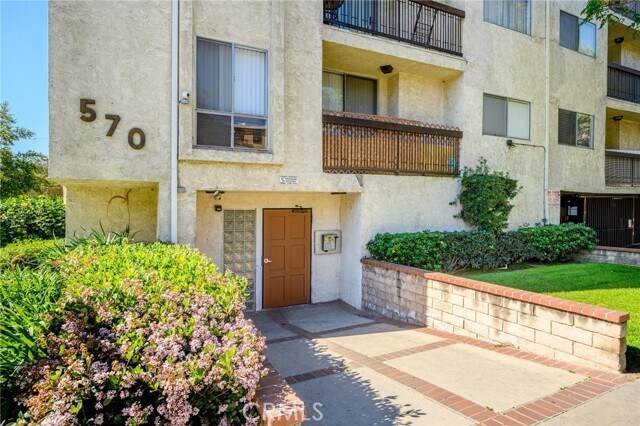 Foto del edificio - 570 W Stocker St