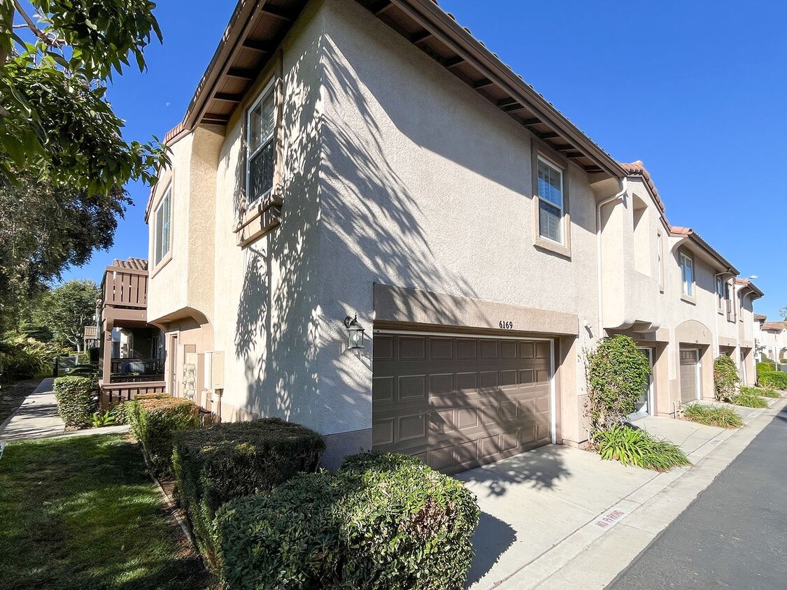 Primary Photo - 3 bedroom townhome located In Rancho Carri...